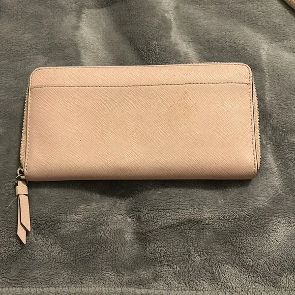 Large Kate Spade Wallet - Picture 3 of 3